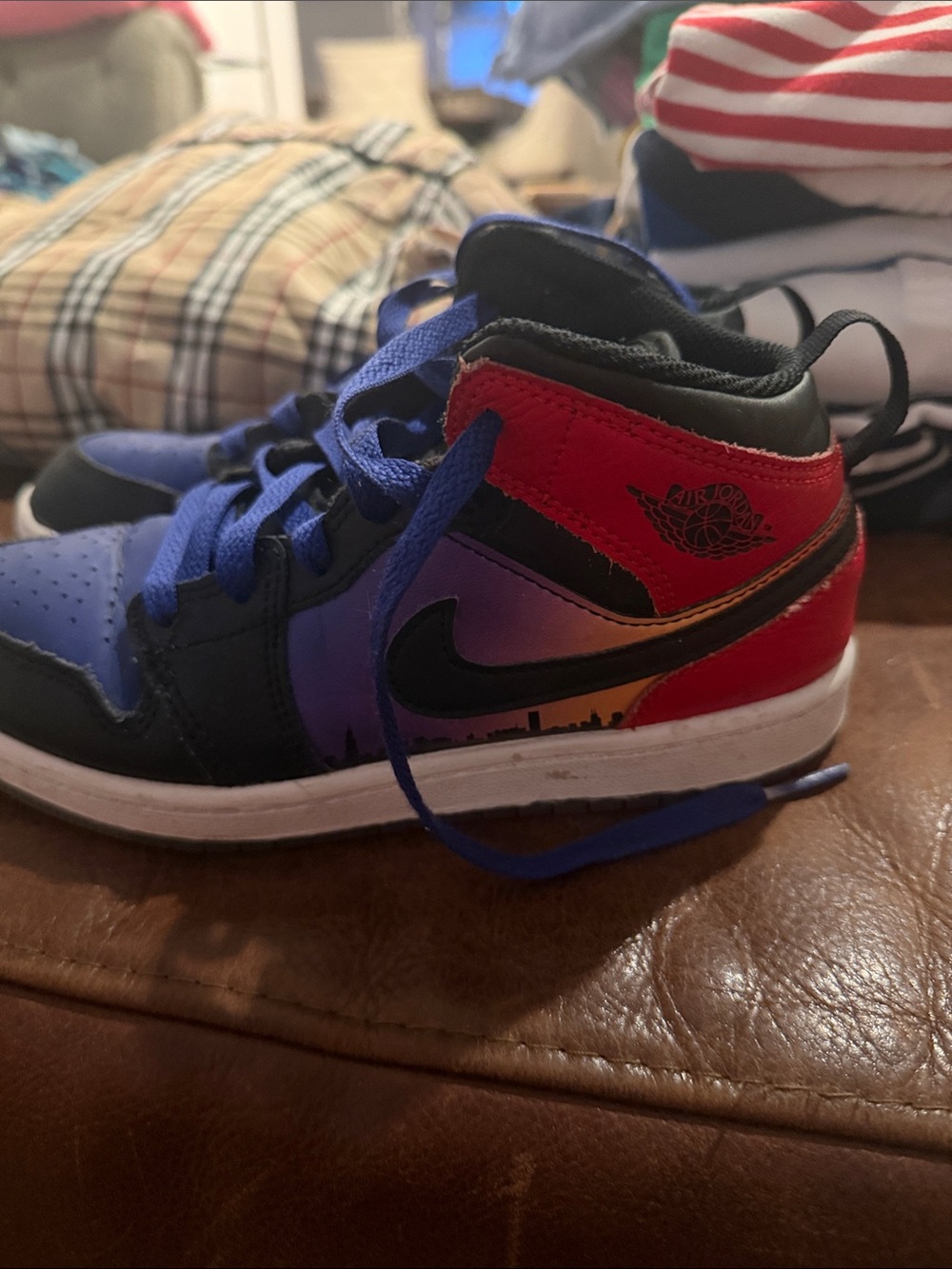 Nike Kids Air Jordan 1 Mid SS “Skyline” (GS).